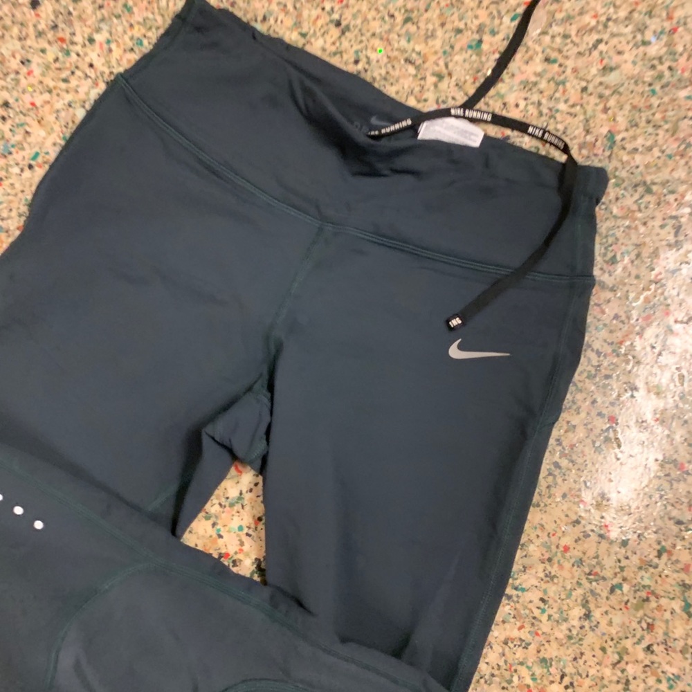 Nike leggings